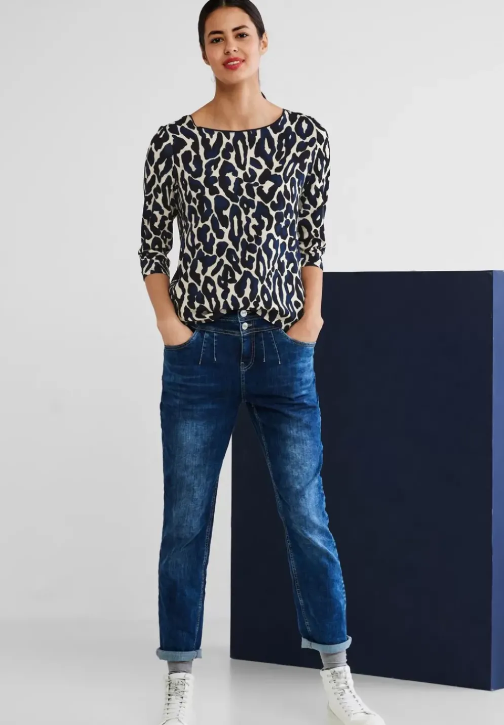 Shirt Mit Leo Print