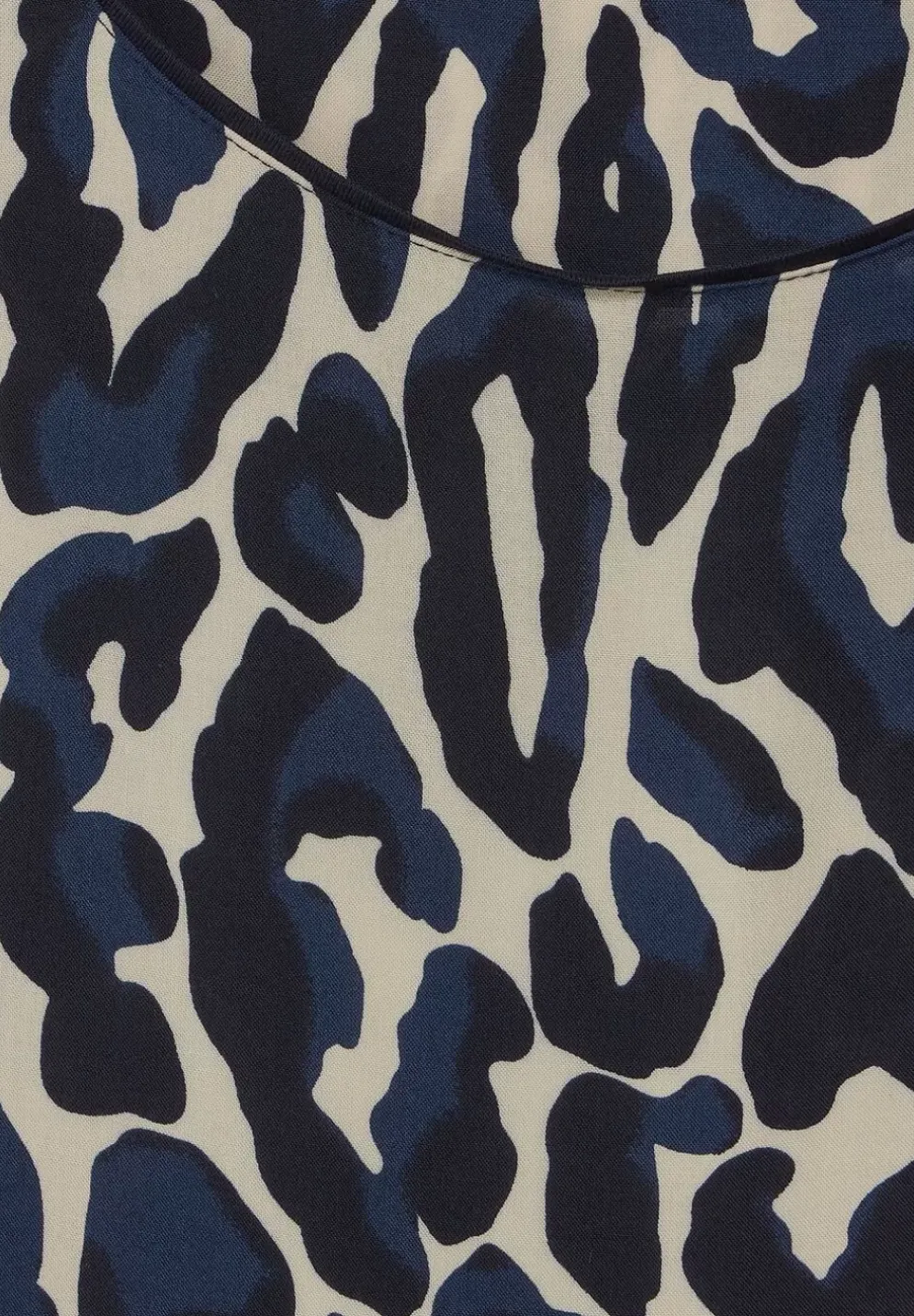 Shirt Mit Leo Print