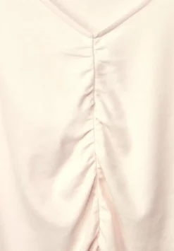 Shirt Mit Raffung