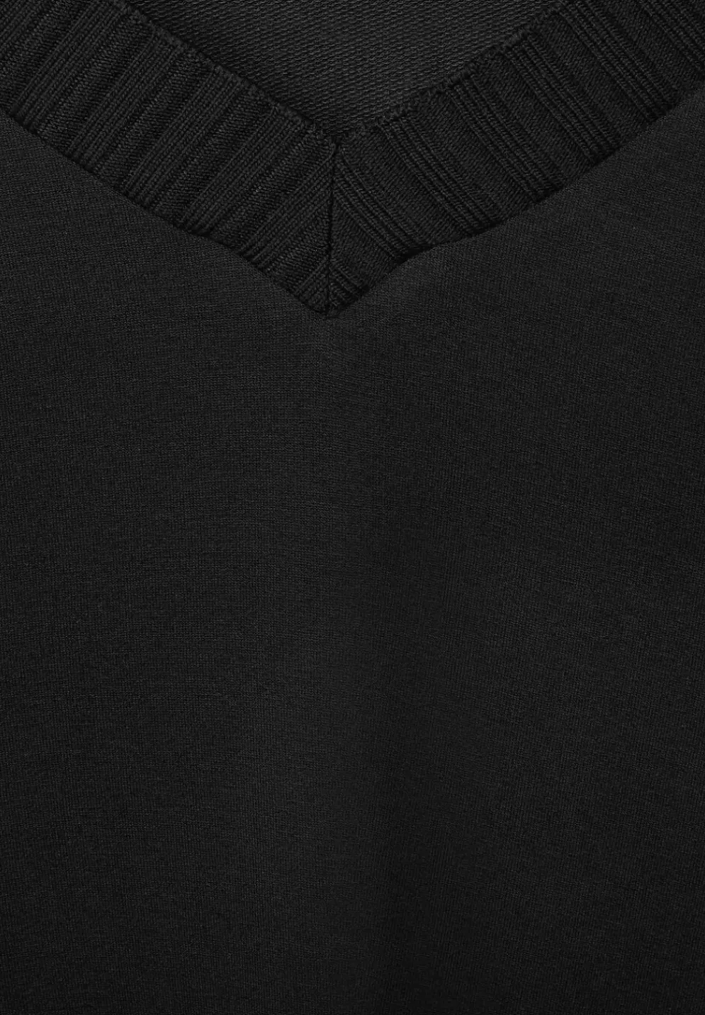 Shirt Mit Rippausschnitt