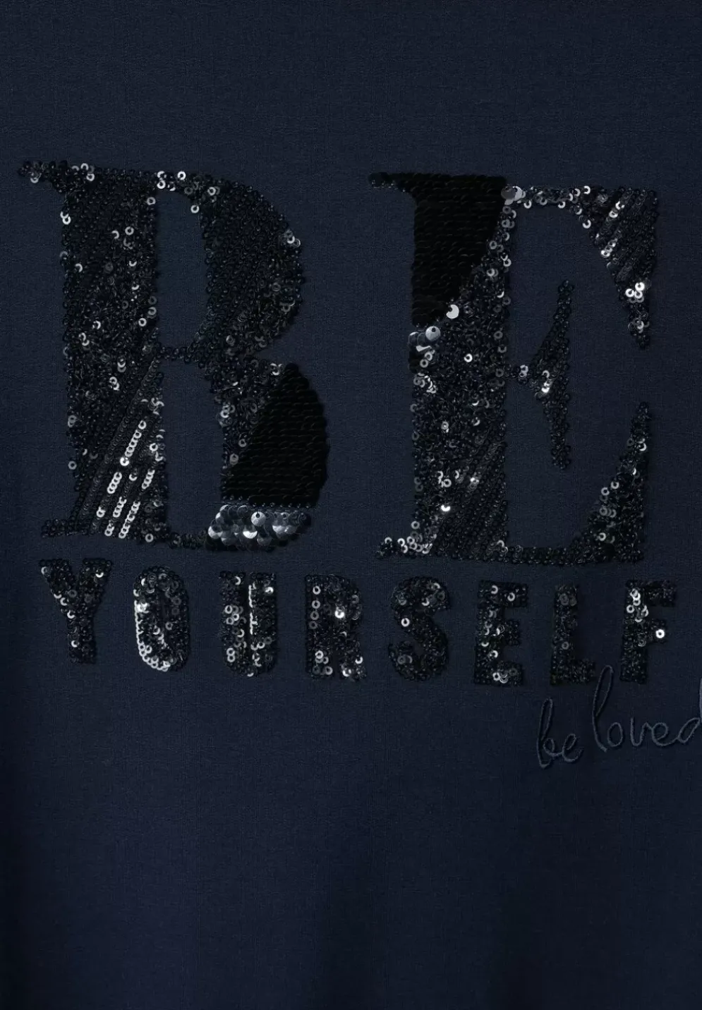 Shirt Mit Steinchenwording