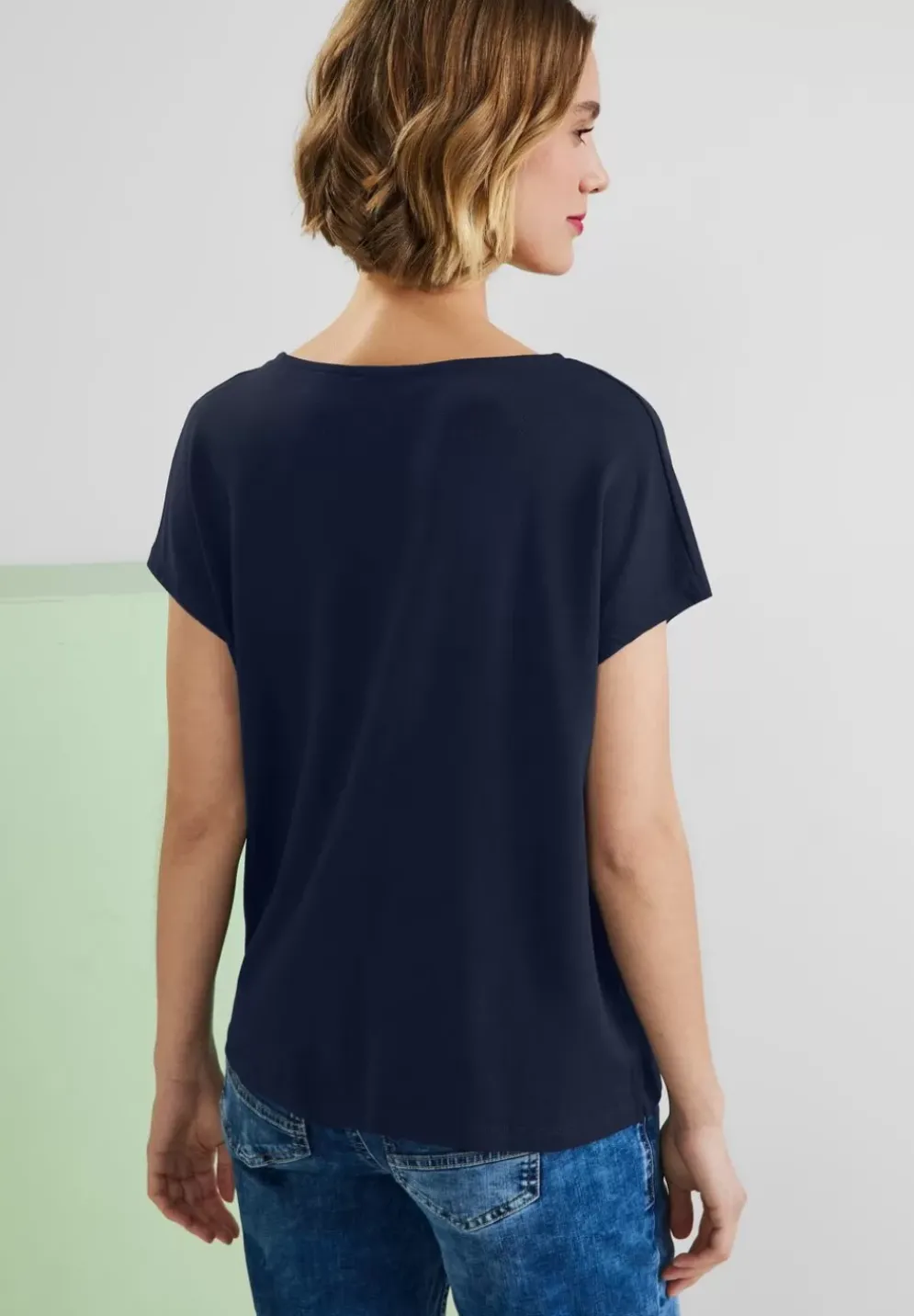 Shirt Mit Stickereidetail