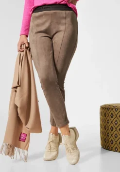 Skinny Fit Hose In Velours