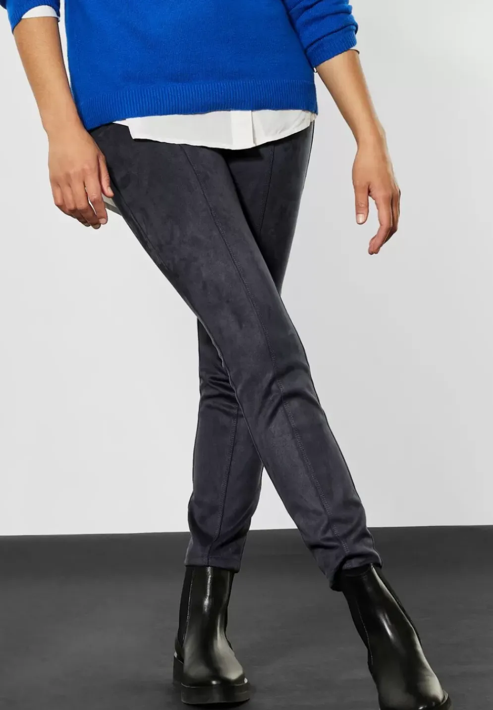 Skinny Fit Velours Hose