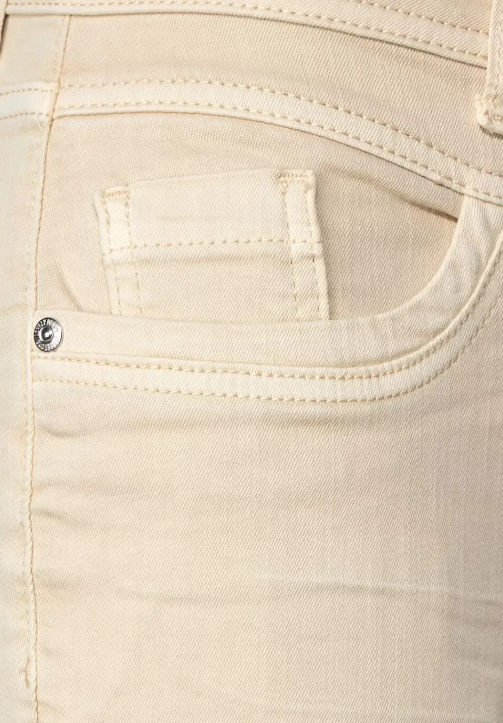 Slim Fit Color Stretch Jeans