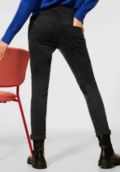 Slim Fit Hose In Lyocell