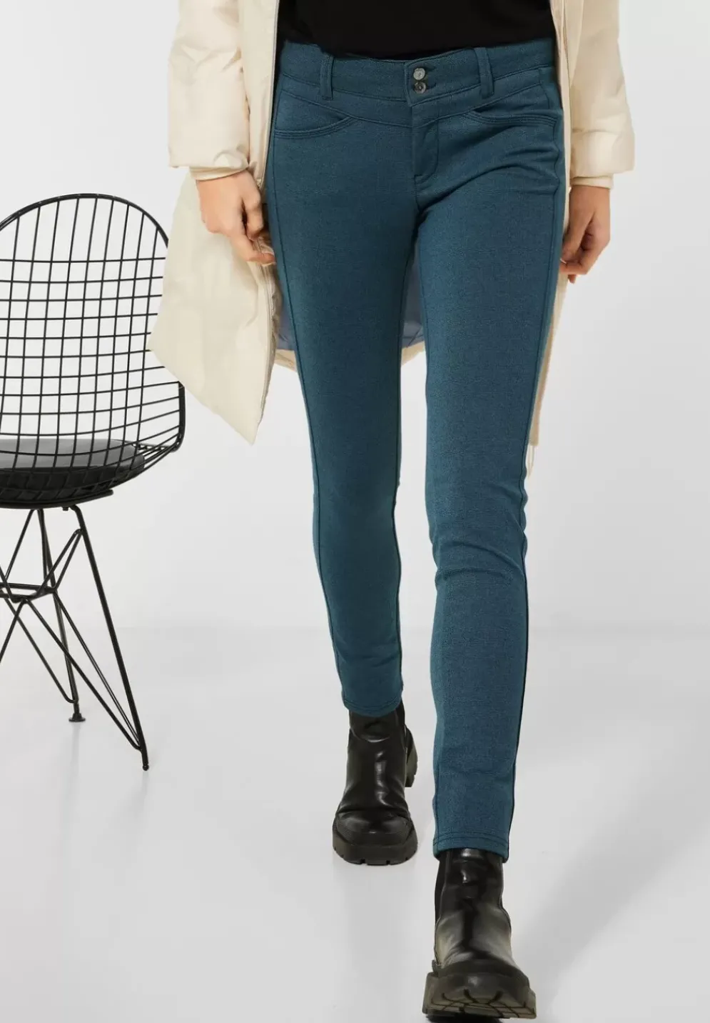 Slim Fit Jacquardhose