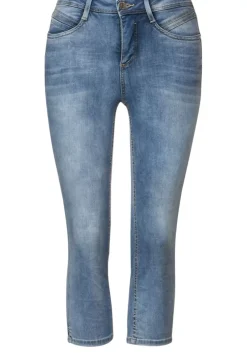 Slim Fit Jeans In 3/4