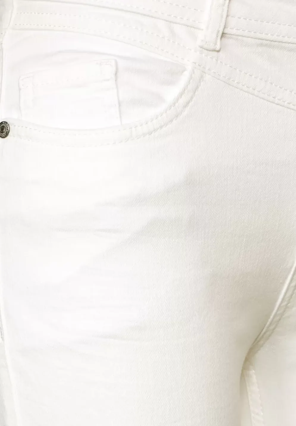 Slim Fit Jeans In 7/8