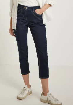 Slim Fit Jeans In 7/8