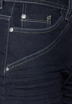 Slim Fit Jeans In 7/8