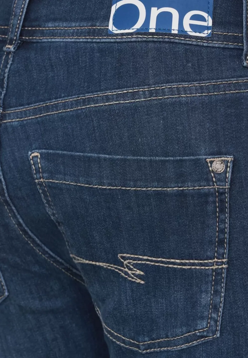 Slim Fit Jeans In 7/8