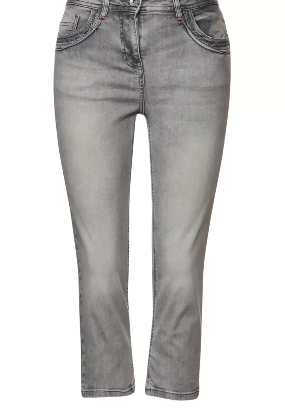 Slim Fit Jeans In 3/4