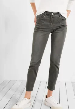 Slim Fit Jeans In High Waist