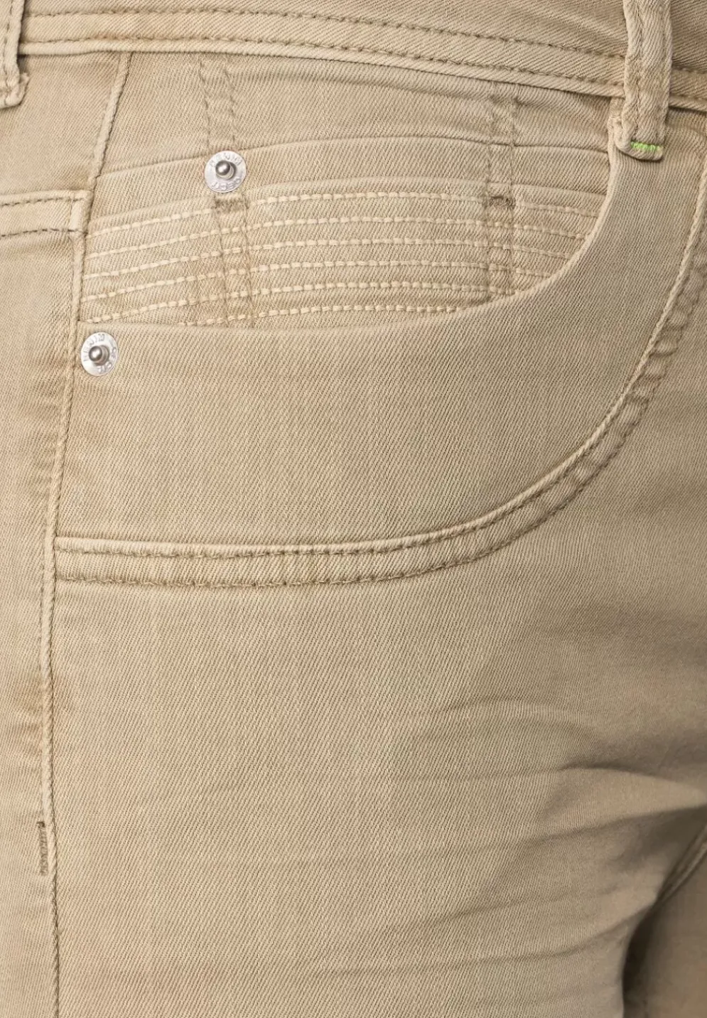 Slim Fit Jeans In High Waist