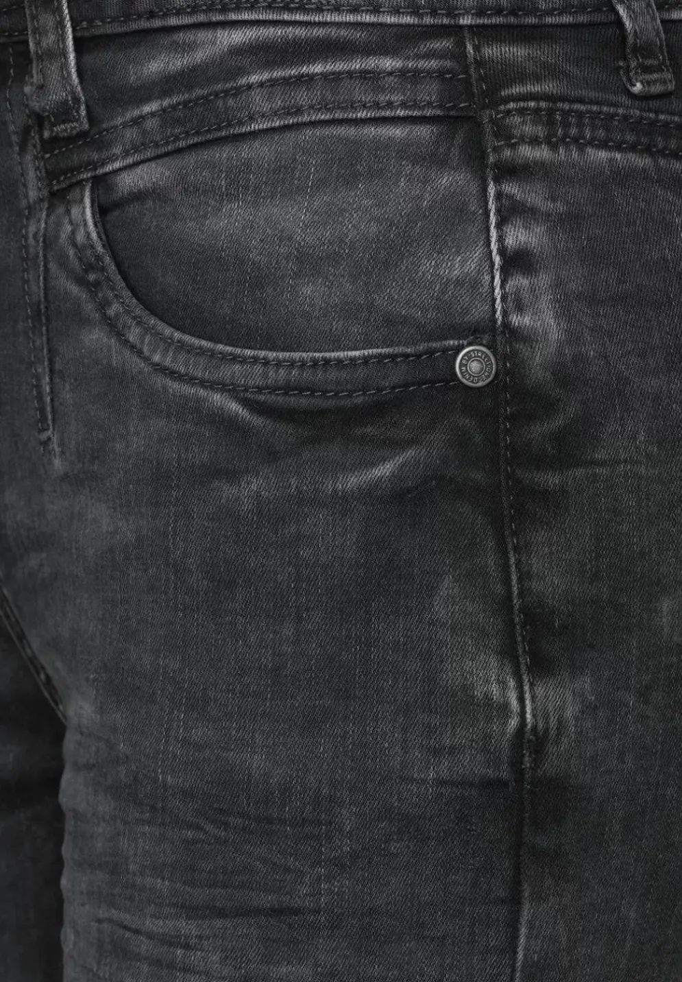 Slim Fit Jeans In High Waist