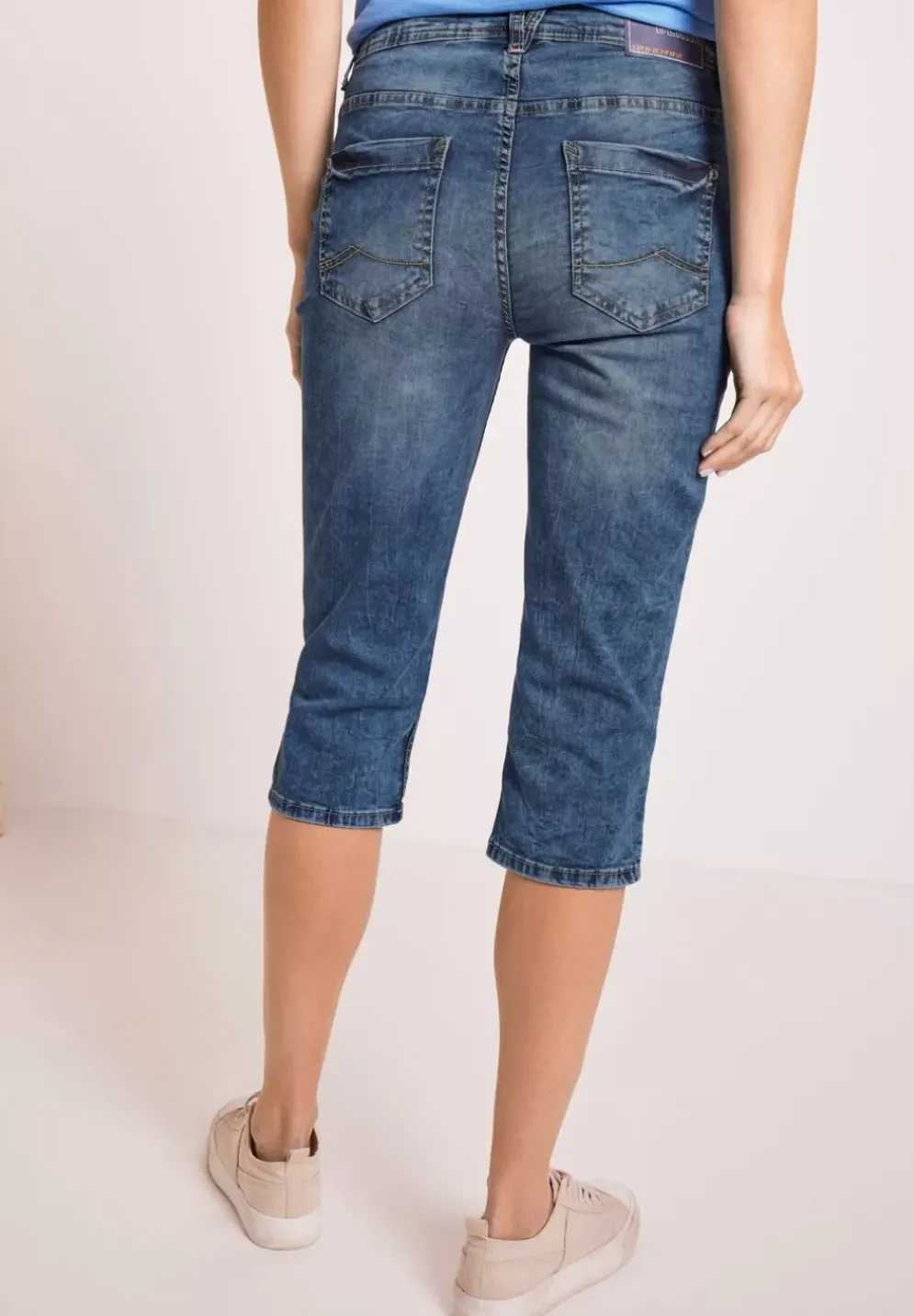 Slim Fit Jeans In 3/4-Lange