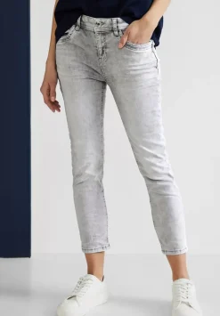 Slim Fit Jeans In 7/8-Lange