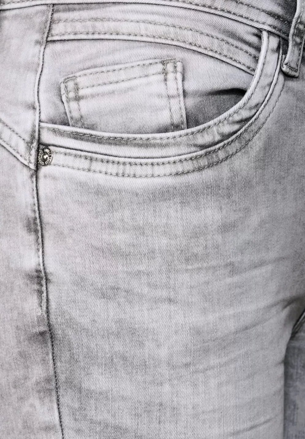 Slim Fit Jeans In 7/8-Lange