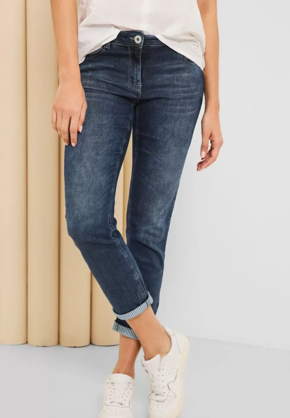Slim Fit Jeans Mit Stretch