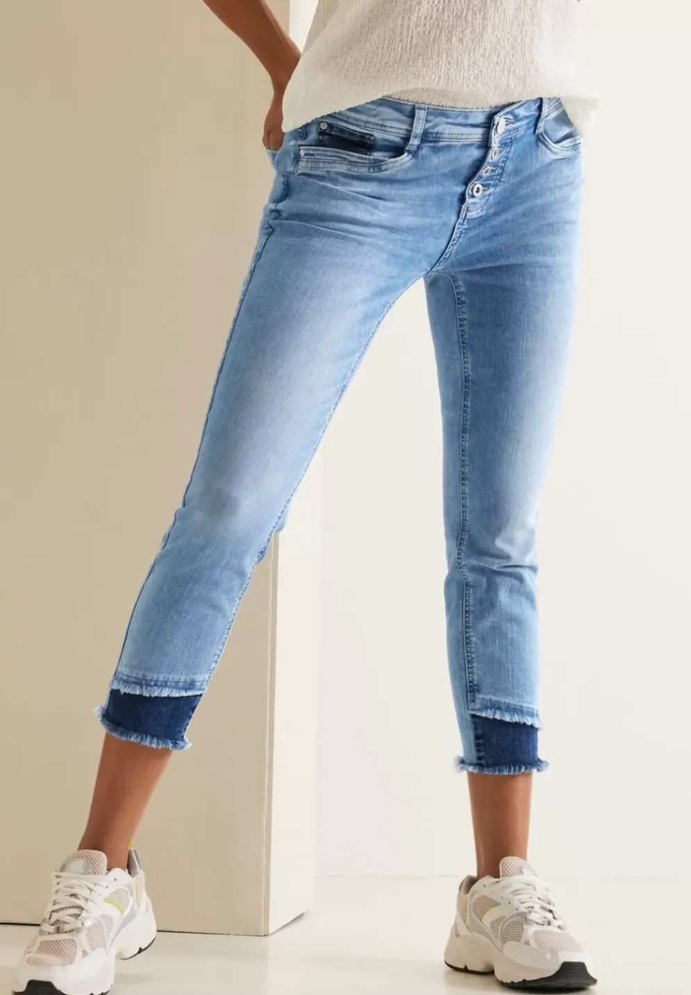 Slim Fit Jeans Mit Stretch