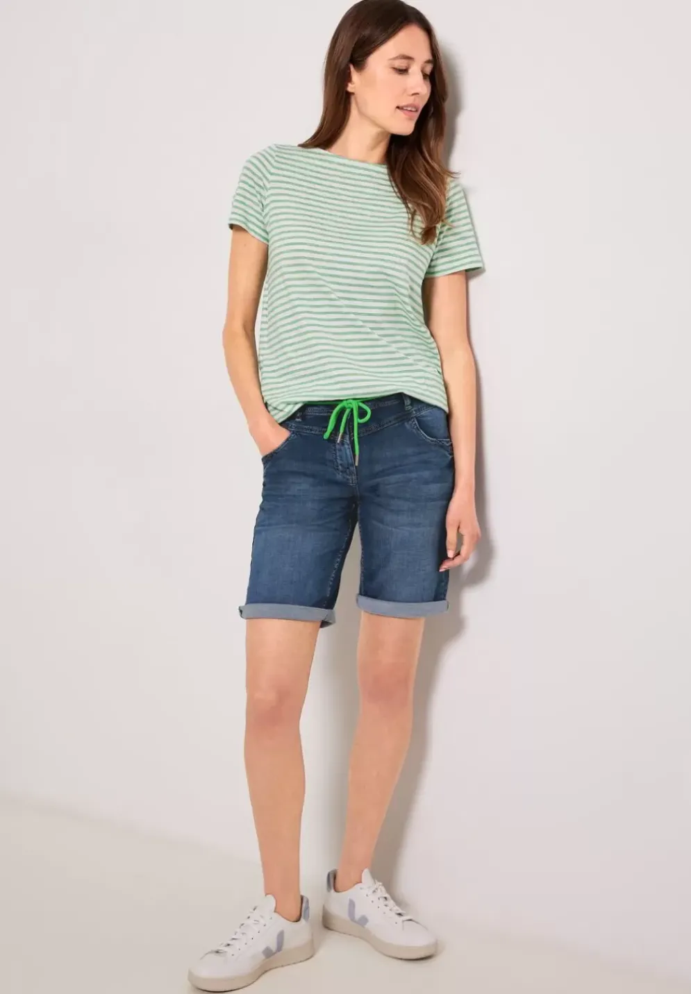 Softe Loose Fit Jeansshorts