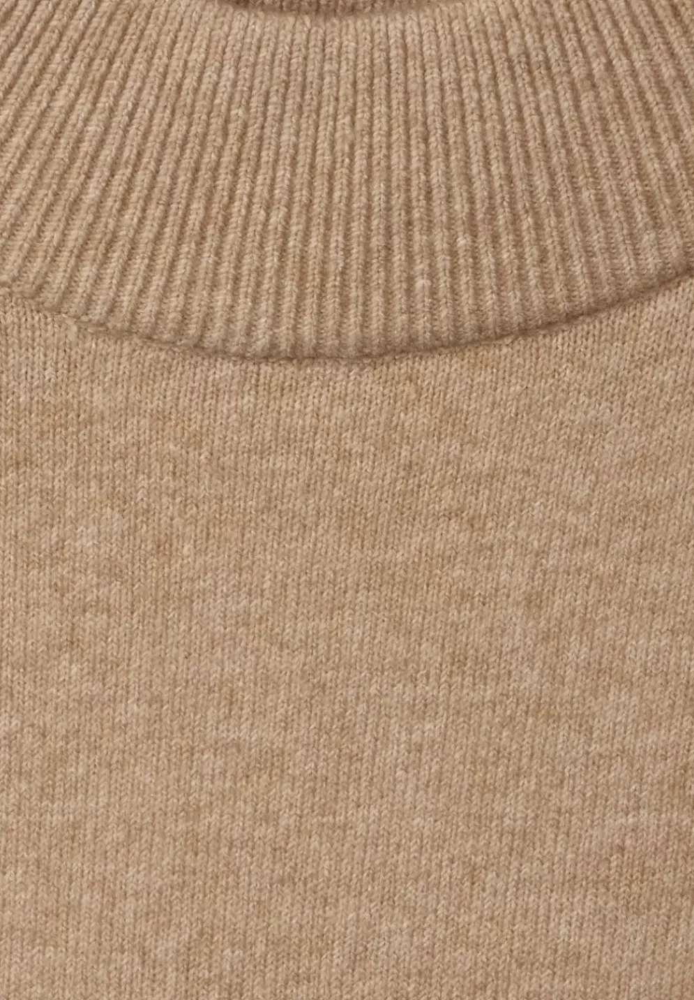 Softer Stehkragenpullover