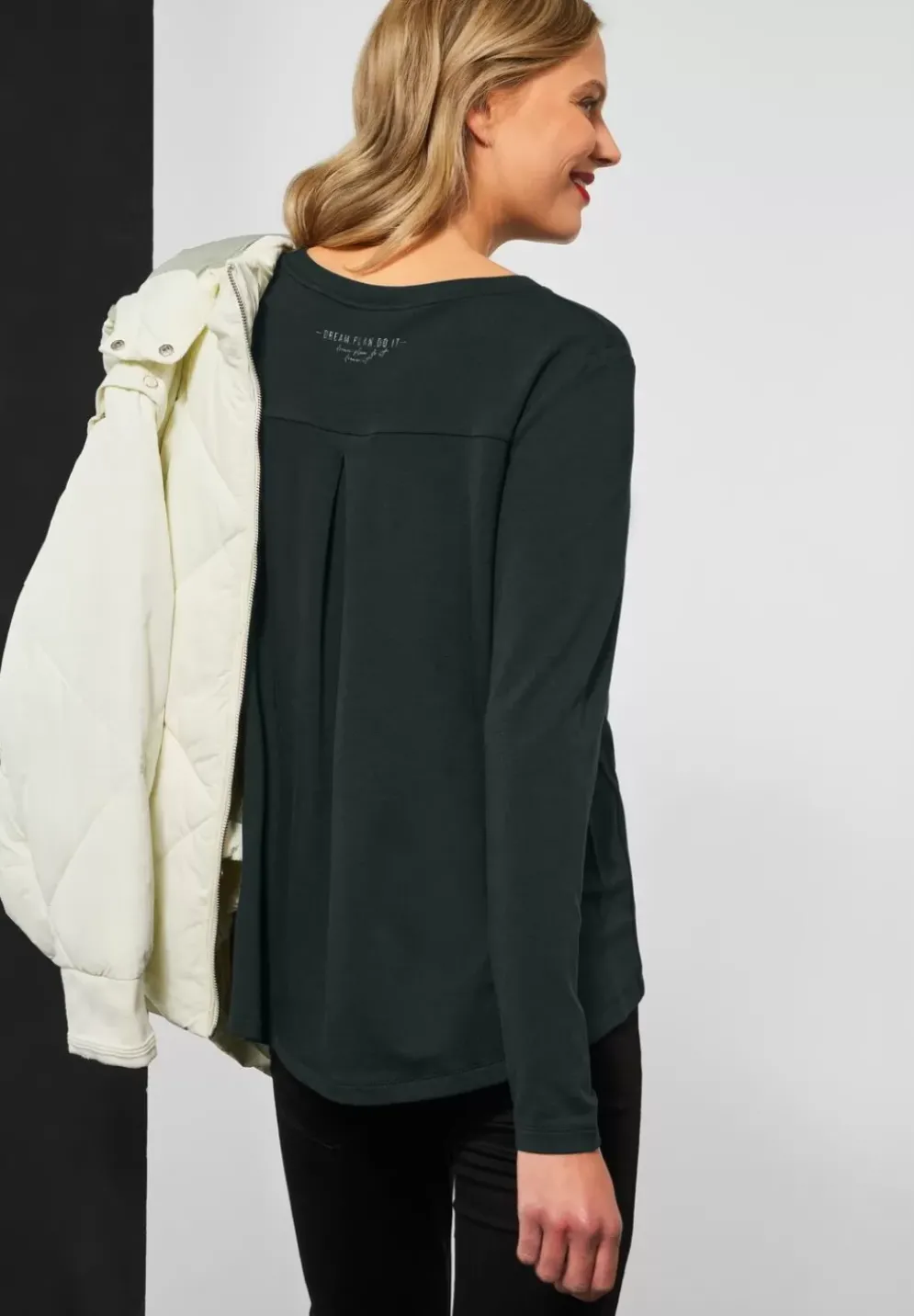 Softes Shirt Mit Ruckenfalte