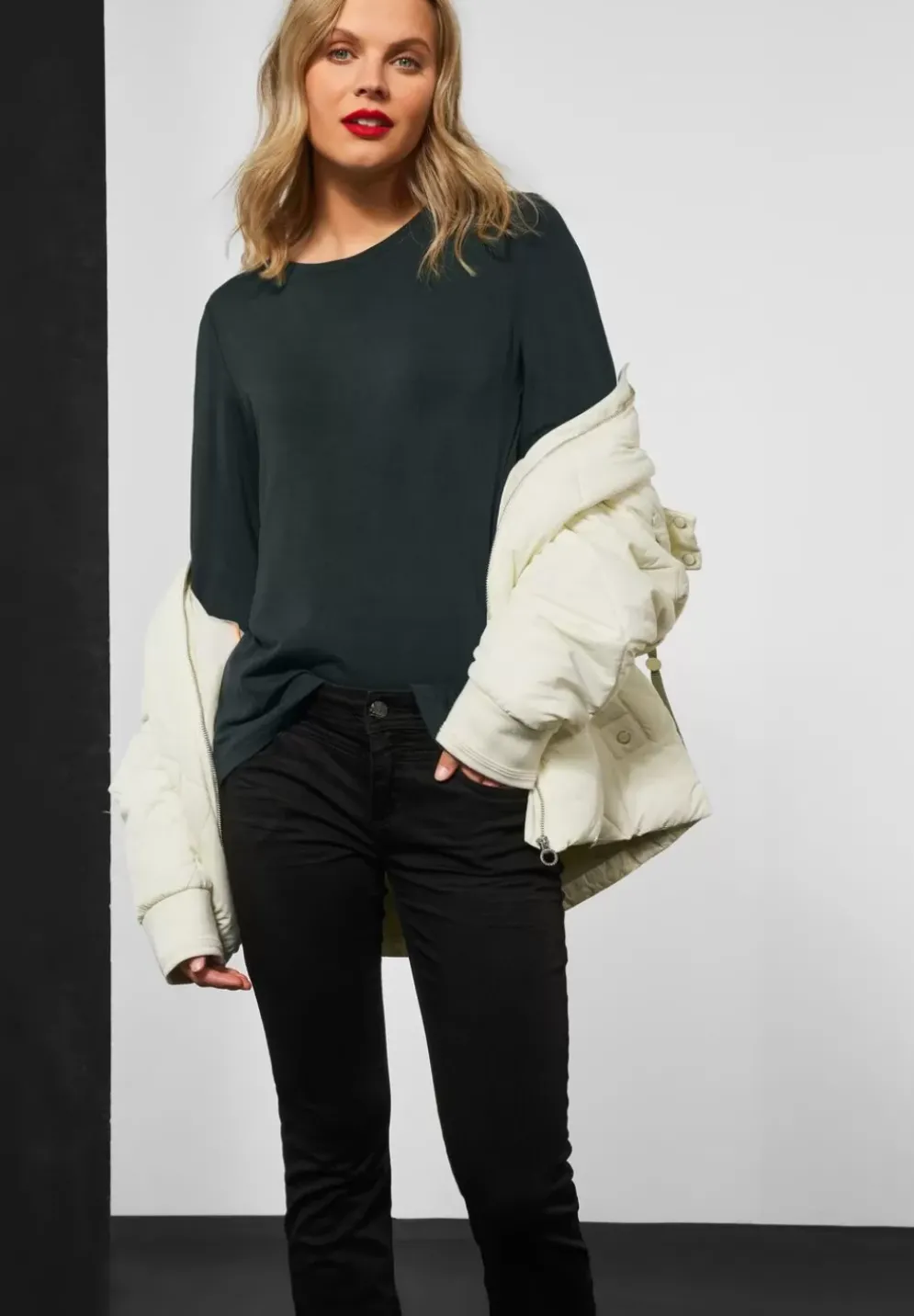 Softes Shirt Mit Ruckenfalte