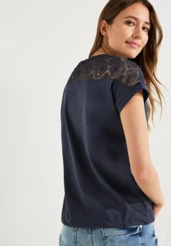 Spitzendetail Shirt