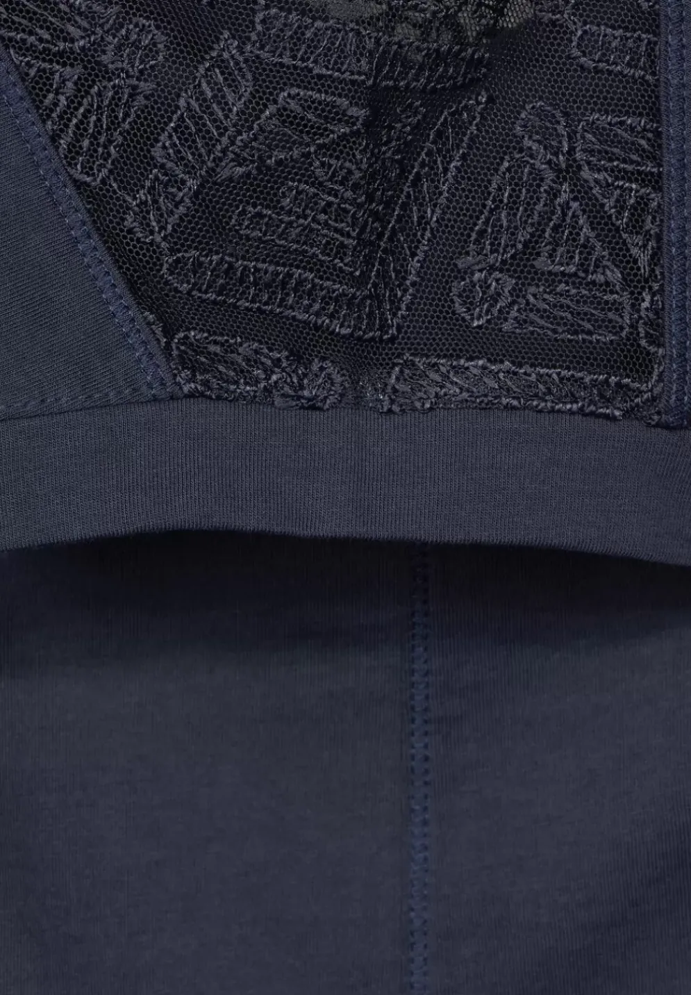 Spitzendetail Shirt