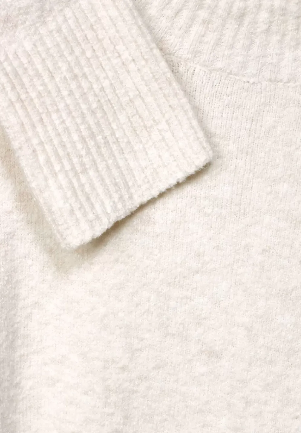 Stehkragenpullover In Boucle