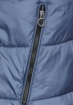 Steppjacke Mit Hohem Kragen