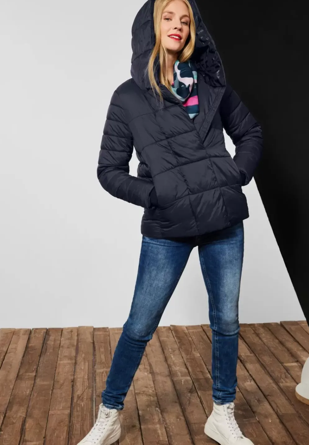 Steppjacke Mit Kapuze
