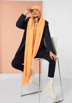 Steppmantel Im Materialmix