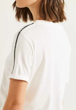 Stickerei Halbarm Shirt