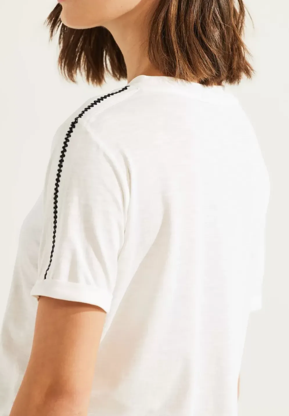 Stickerei Halbarm Shirt