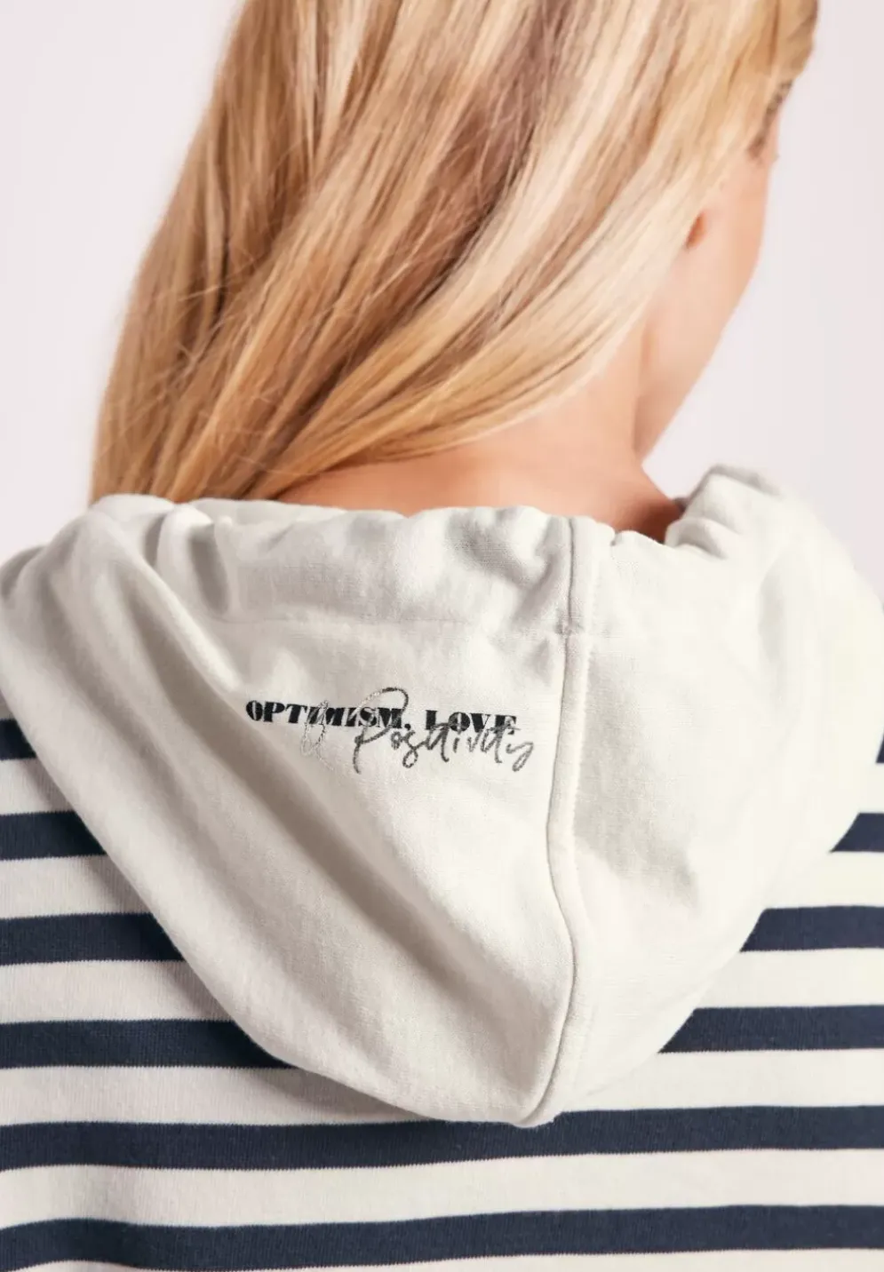 Streifenshirt Mit Kapuze