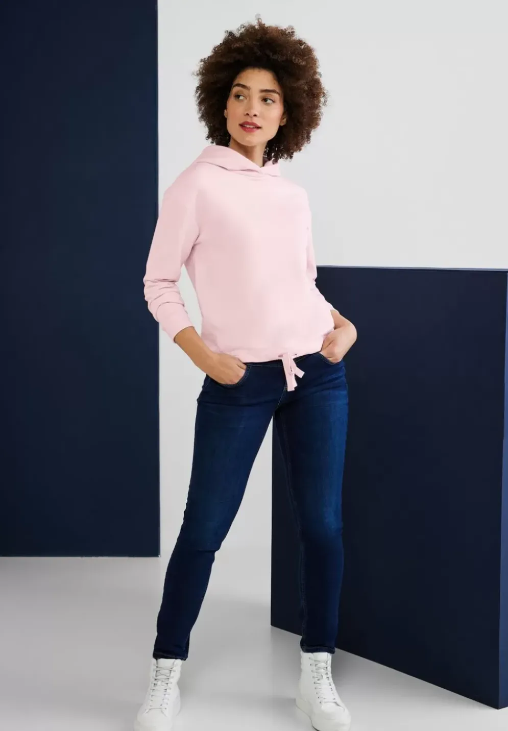 Sweatshirt Mit Kapuze