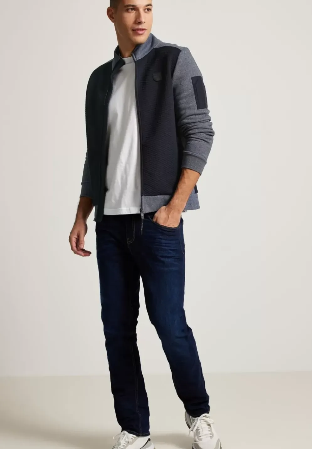 Sweatshirtjacke Mit Zipper