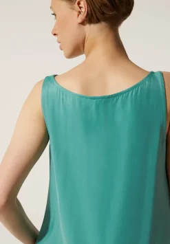 Top Im Satin Look