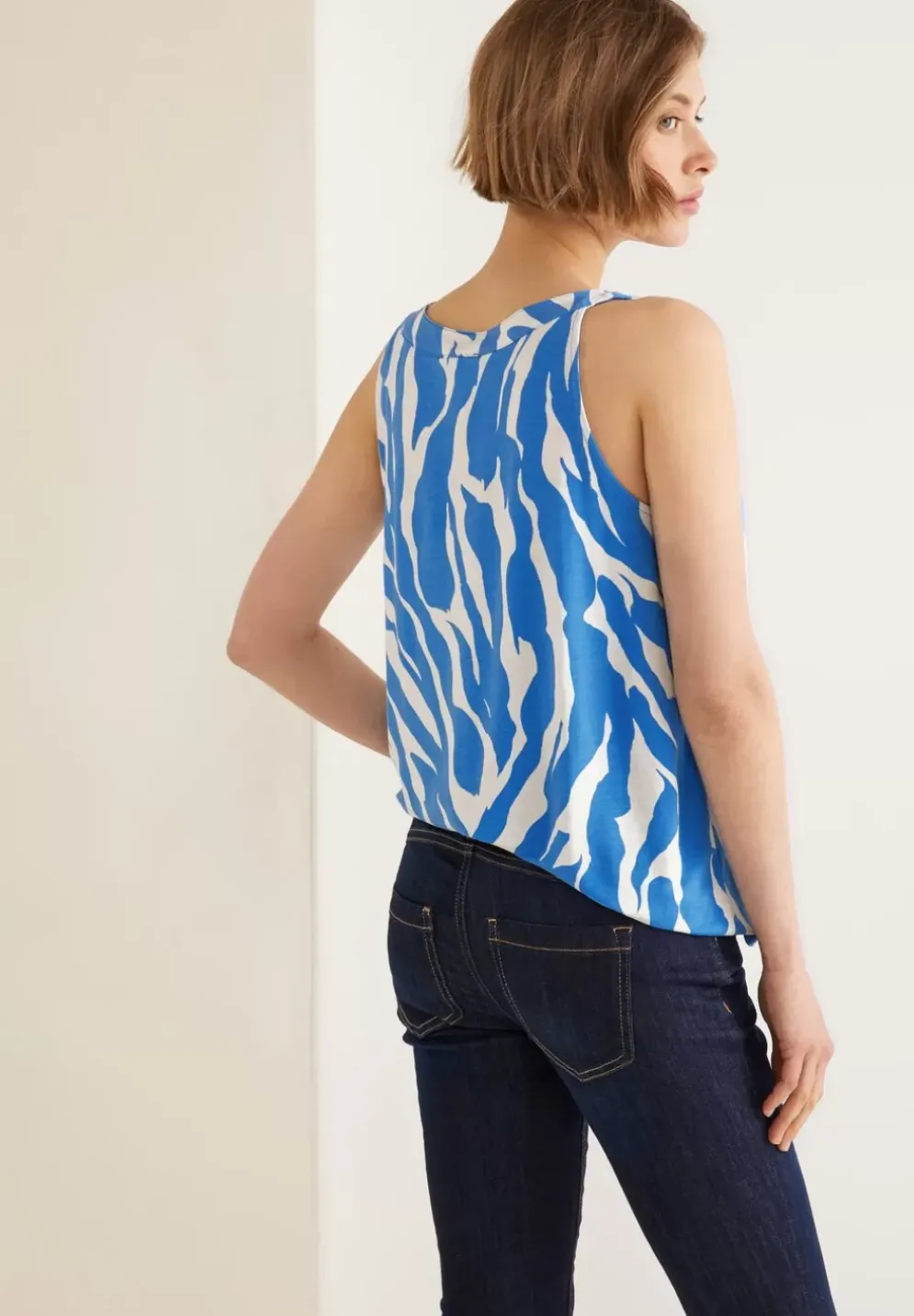 Top Mit Blauem Zebraprint