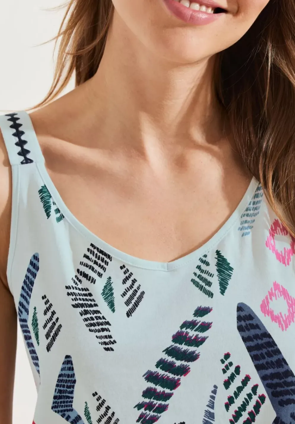 Top Mit Print Und Stickerei