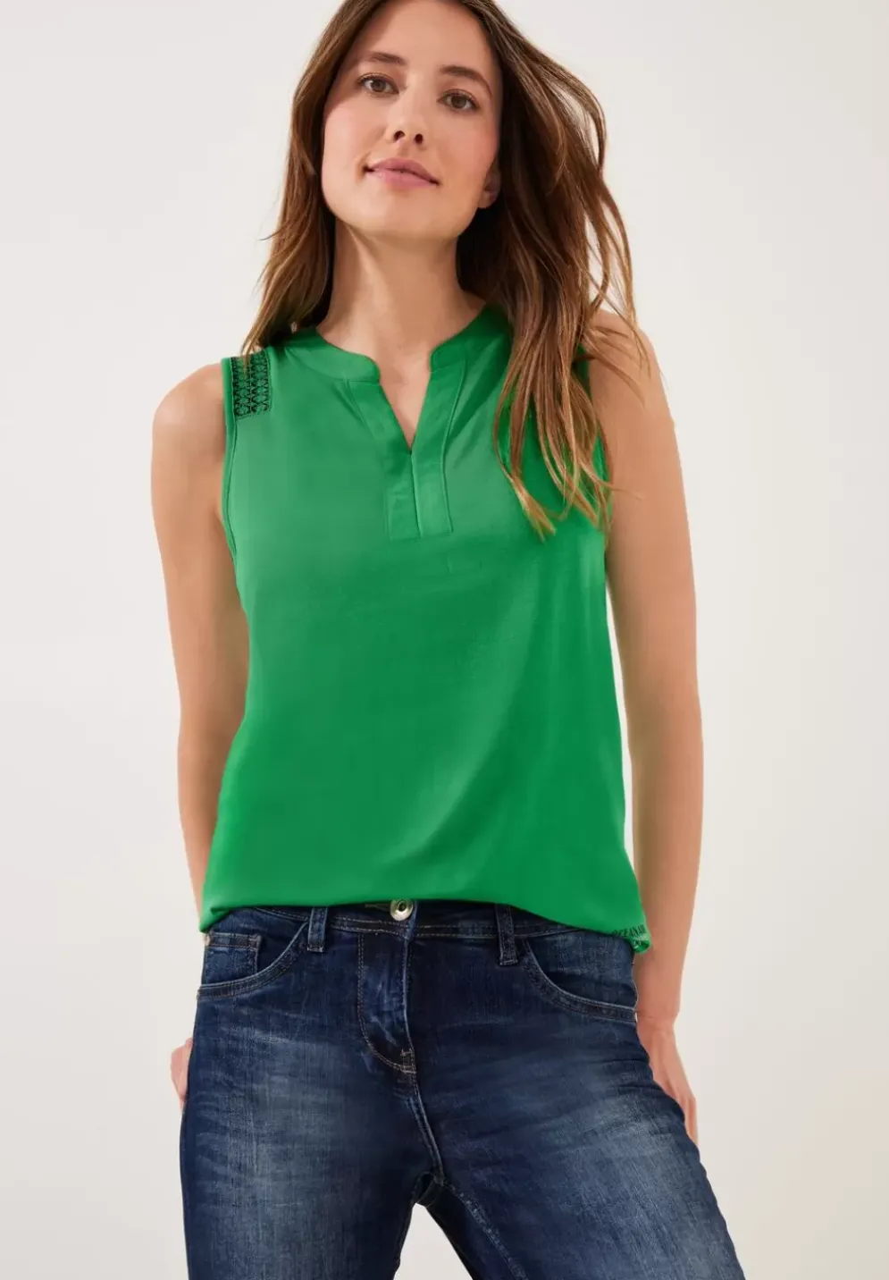 Top Mit Smockdetails