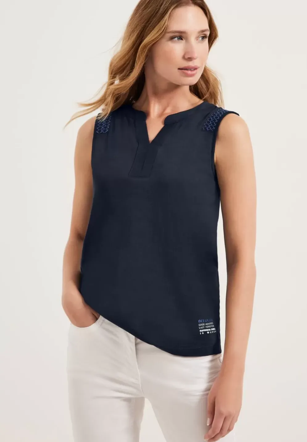 Top Mit Smockdetails
