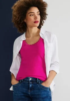 Top Mit Spitzendetail