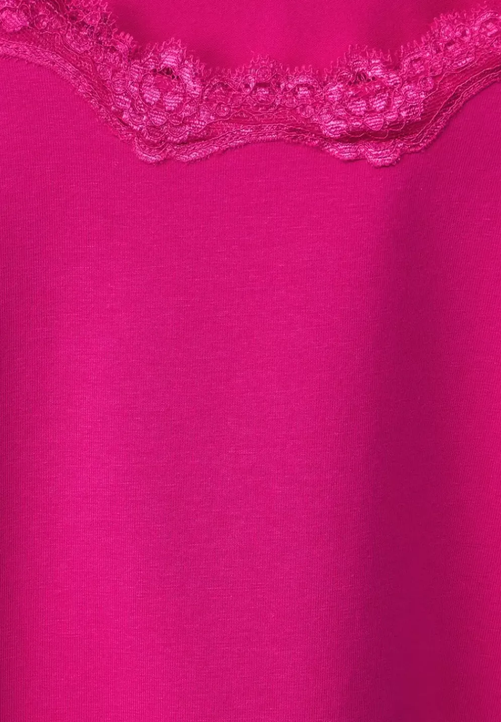 Top Mit Spitzendetail