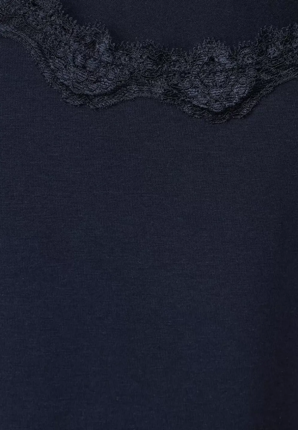 Top Mit Spitzendetail
