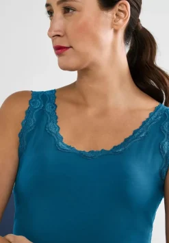 Top Mit Spitzendetail