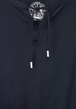 Top Mit Stickereidetail